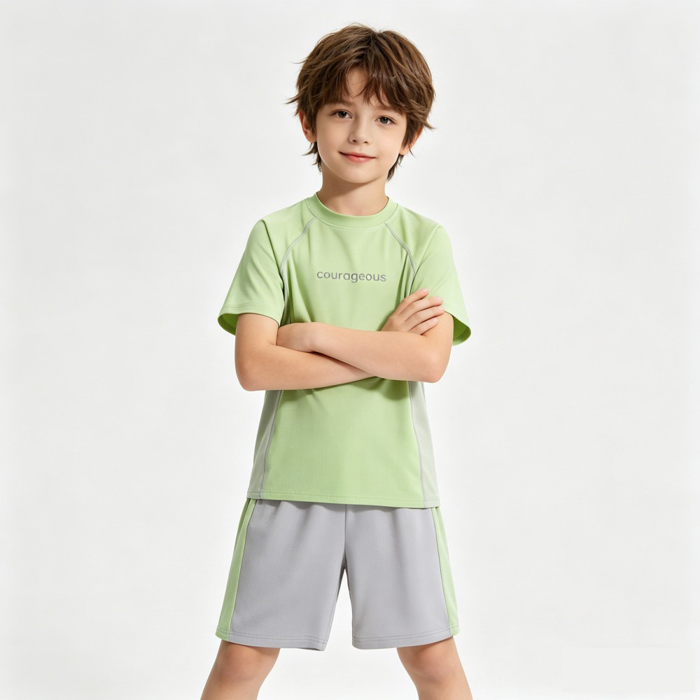 男の子女の子夏アイスシルククールスポーツスーツ速乾性通気性T - Sports Equipment For Boys のレビューと価格